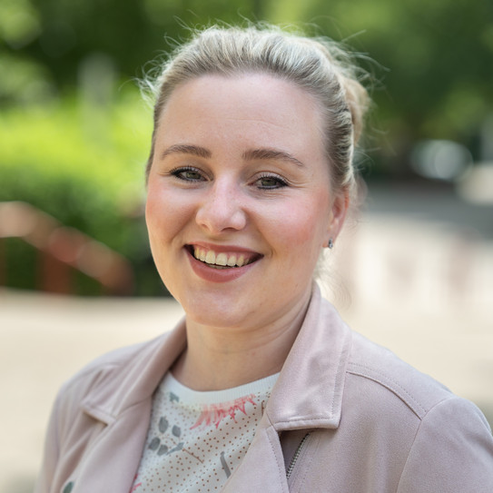 Portraitfoto von Anna-Lena Ilic